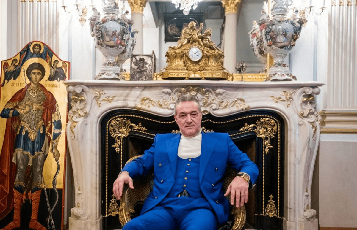 Ciucu îi face noua ținută specială lui Gigi Becali și îl așază lângă Regele Mihai și Adi Minune! » Cât îl costă hainele pe patronul FCSB