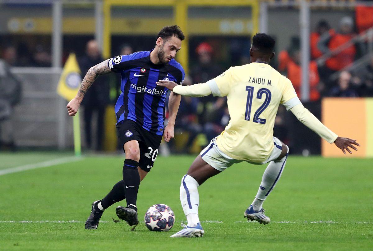 Scena care a trecut neobservată la meciul plin de nervi din UCL » Două vedete de la Inter, conflict în toată regula pe teren: „Ar trebui să taci!”