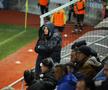„Perla Banatului”, sub acoperire la Chiajna. A îndurat frigul pentru a-și urmări la treabă iubitul fotbalist, care a răsplătit-o la final