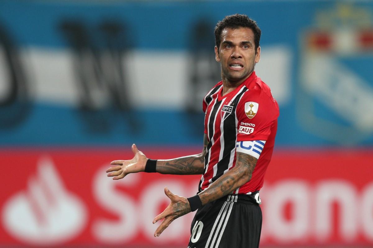 Fotbalistul celebru care i-a plătit daunele victimei lui Dani Alves