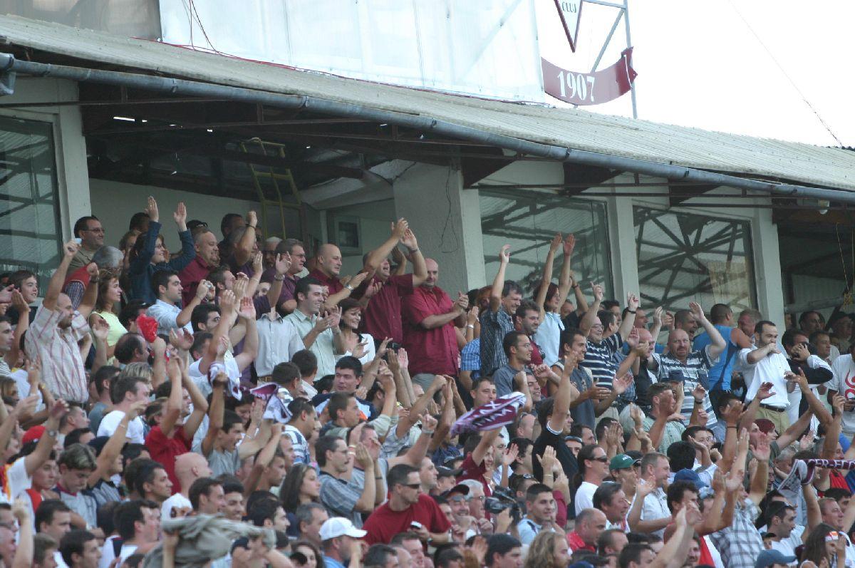 „A fost ca la români!” » Culisele meciului în care CFR Cluj a pus-o la respect pe Dinamo