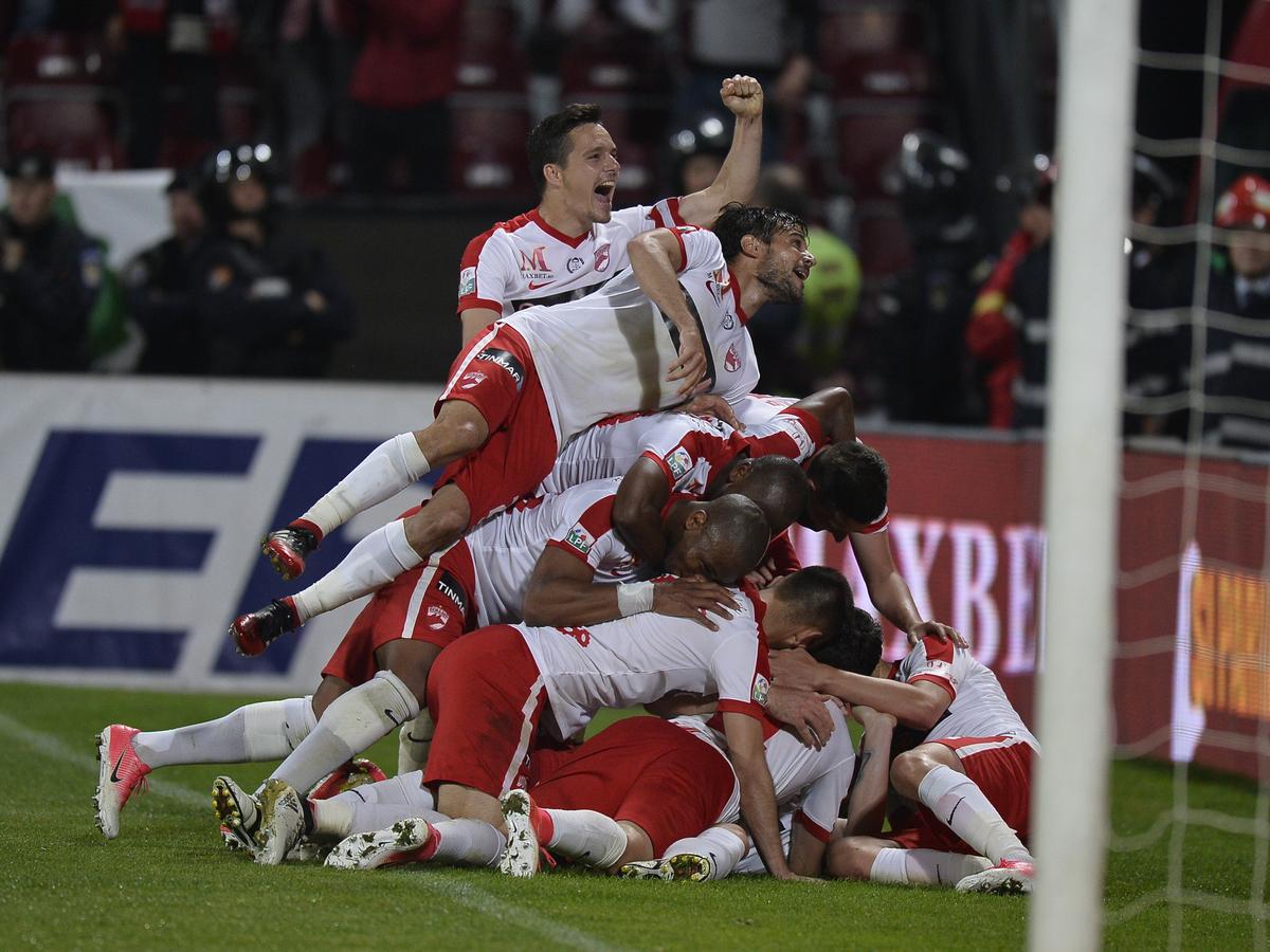 Gruia, tărâm interzis pentru Dinamo! Trei victorii în două decenii, iar CFR Cluj surclasează „haita” la orice capitol: „Ei jucau în cupele europene, noi ne chinuiam”