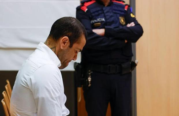 Condiții de lux în detenție pentru Dani Alves: „E ca la Hilton!” » Cum arată închisoarea în care își va ispăși pedeapsa