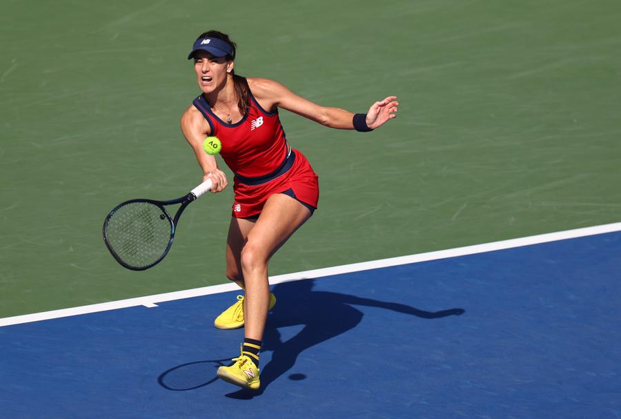 Sornana Cîrstea în acțiune pe hard-ul de la Dubai FOTO Guliver/GettyImages Cum stă Sorana Cîrstea când vine vorba despre semifinalele turneelor WTA? Are mai multe pierdute!