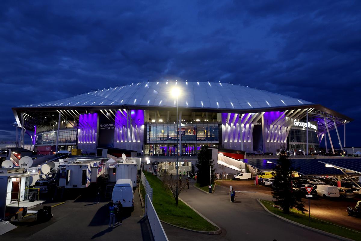Cum arată stadionul din Lyon, locul în care FCSB poate sărbători calificarea în „sferturile” Europa League: ridicat după o mare controversă