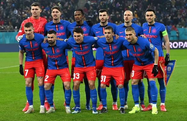 Titularul de la FCSB a publicat mesajele odioase primite de la fanii lui PAOK » Cum le răspunde