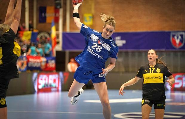 SCM Râmnicu Vâlcea a pierdut primul meci din EHF European League, dar s-a calificat în sferturi de pe primul loc