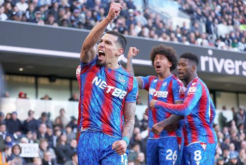 Daniel Munoz  a înscris astăzi pentru Crystal Palace // foto: Guliver/gettyimages