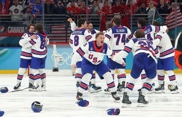 SUA - Canada 2-1, în finala turneului olimpic de hochei pe gheață » AUR în prelungiri pentru americani!