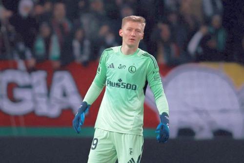 Otto Hindrich a debutat pentru Legia Varșovia // FOTO: Instagram