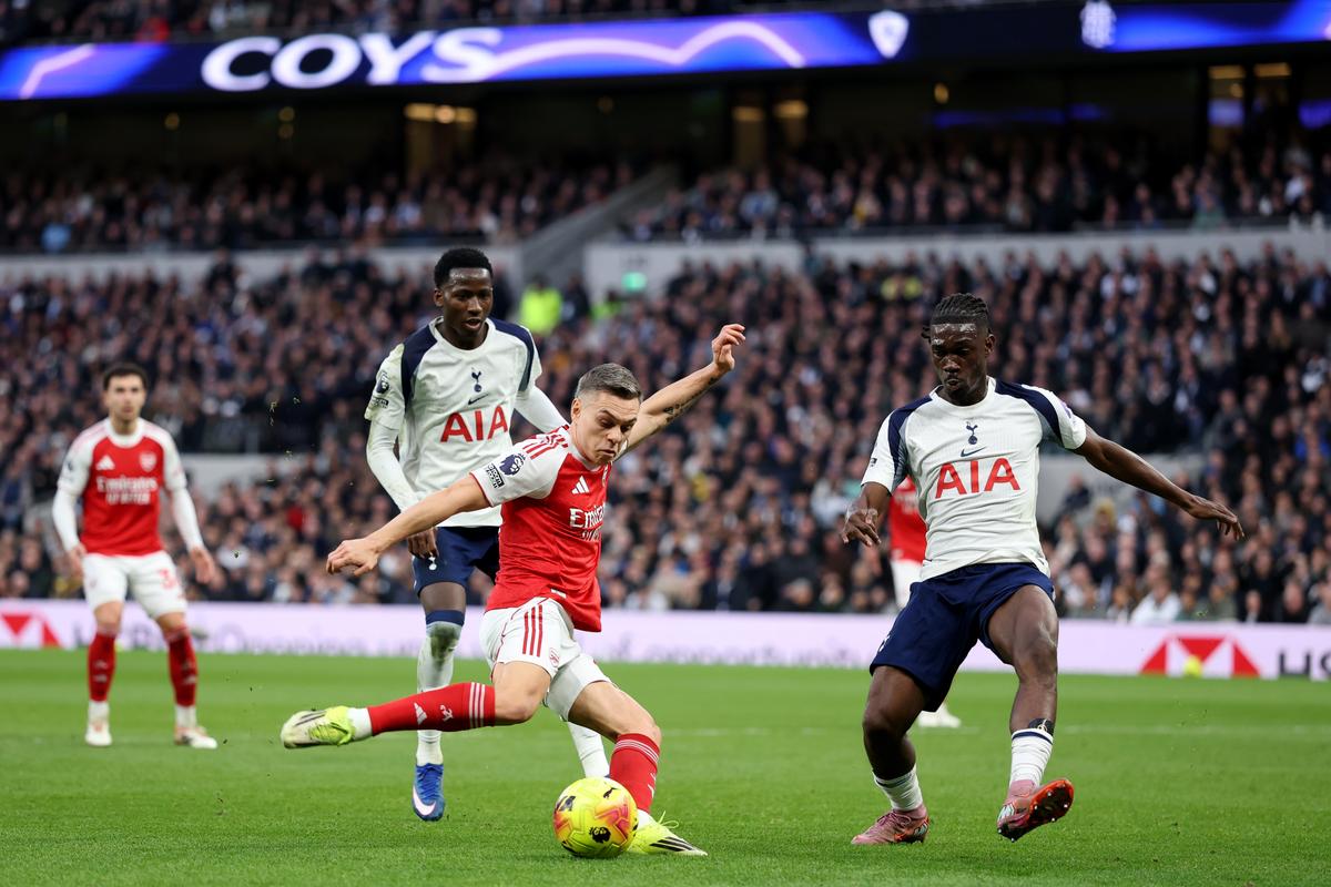 Tottenham - Arsenal 1-4, cu Radu Drăgușin integralist » Liderul s-a distrat în curtea lui Spurs, care tremură pentru menținerea în Premier League!