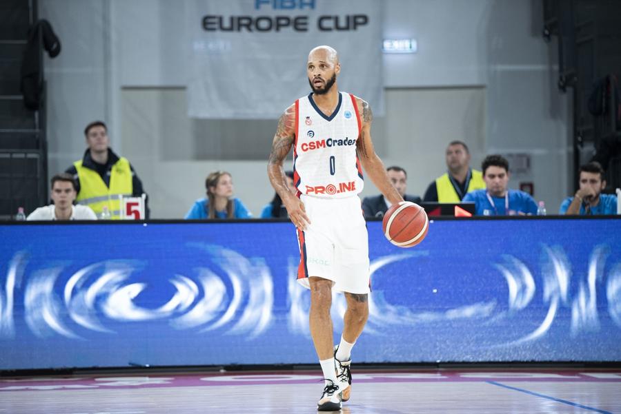 Kris Richard, liderul lui CSM Oradea/Foto: fiba.basketball Kris, americanul venit să scrie istorie în România, adoră sarmalele și dezvăluie celelalte două hobby-uri: „Nu prea am timp de asta decât vara”