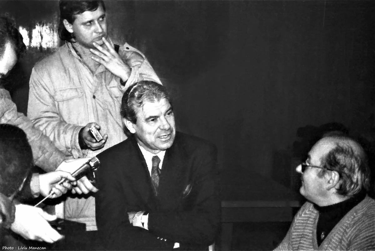 Emeric Ienei aniversează azi 85 de ani