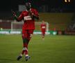Ousmane N'Doye la 44 de ani » Palme în serie în vestiar, o înțelegere haioasă cu Șumudică și cum s-a rătăcit în Poiana Brașov: „Poate s-a întâlnit cu ursul”