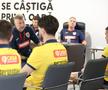 Imagini din cantonamentul naționalei României