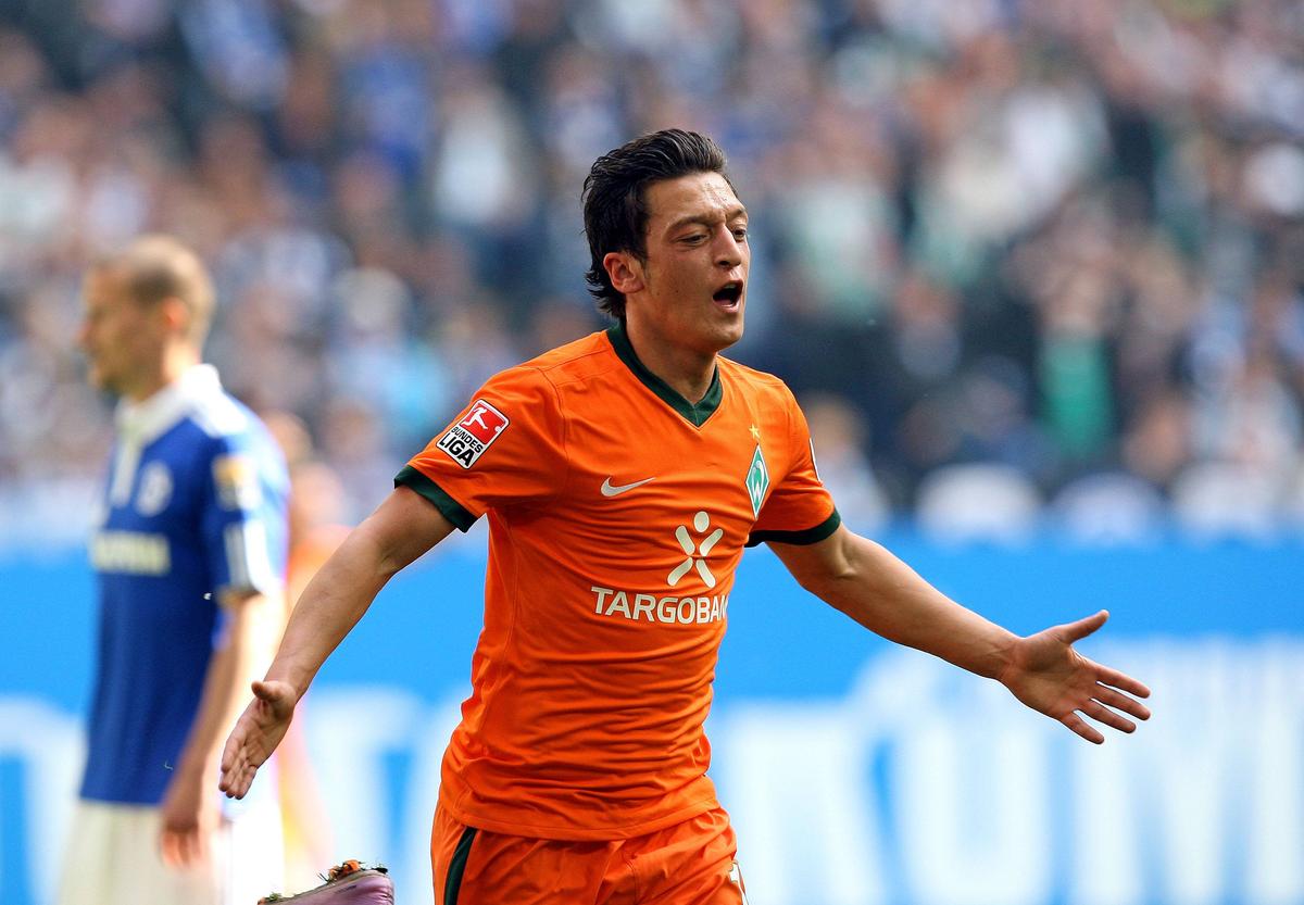 Mesut Ozil și-a anunțat retragerea din fotbal