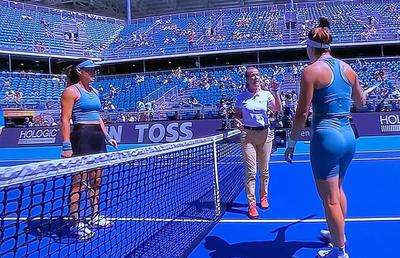 Bianca Andreescu - Emma Răducanu, duelul fostelor câștigătoare de la US Open, decis în trei seturi, în primul tur de la Miami