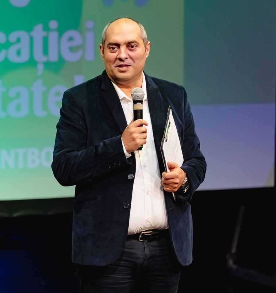 Sociologul Gelu Duminică Doctorul în sociologie Gelu Duminică, despre manifestările de tip revizionist cu steagul Ungariei Mari: „O jignire profundă!”