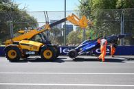 Weekend de coșmar pentru echipa din Formula 1 » Un singur pilot în cursă, celălalt scos cu forța pe tușă: „Cel mai dificil moment al carierei”