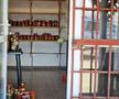 Magazin cu murături și barăci fără autorizație în baza sportivă de 300.000 de euro, din comuna Conțești, județul Dâmbovița (foto: Maria Andrieș/Libertatea)
