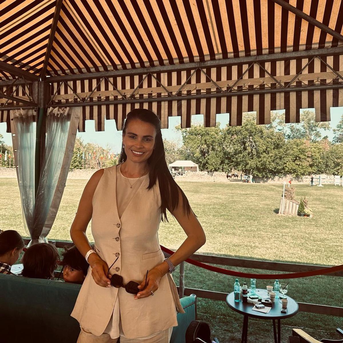 Fosta prezentatoare-fotomodel de la Prima TV îl admiră pe Ion Țiriac: „Mi-ar plăcea să fiu în pantofii lui de lux”