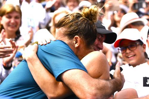 Simona Halep și Darren Cahill la Roland Garros 2018 FOTO Raed Krishan