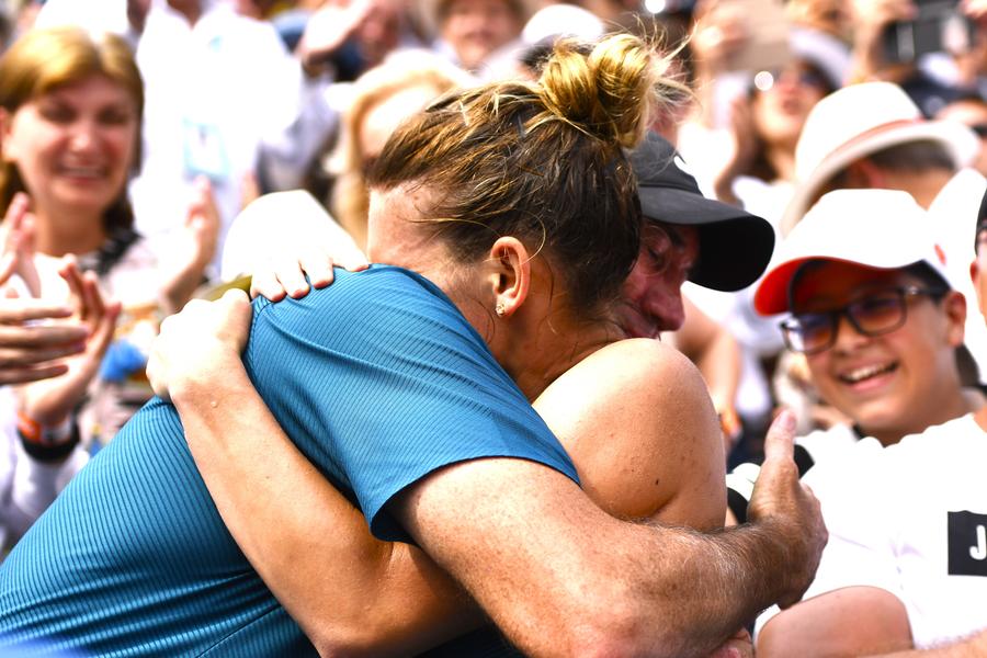 Simona Halep și Darren Cahill la Roland Garros 2018 FOTO Raed Krishan „Simona voia să mă simt mizerabil” » Darren Cahill, dezvăluiri uluitoare despre cel mai rău moment din colaborarea cu Halep: „Eu, un idiot”
