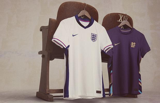 Noul echipament al Angliei stârnește controverse » Ideea „jucăușă” a celor de la Nike l-a înfuriat pe cel mai selecționat fotbalist