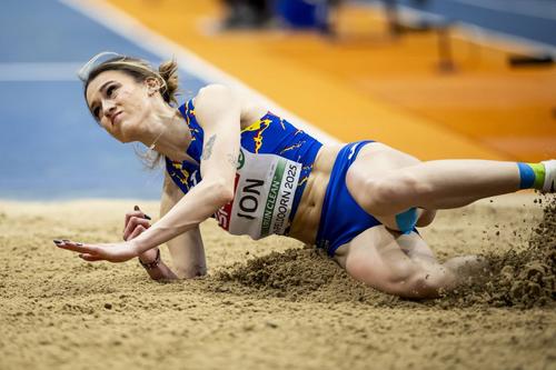 Diana Maria Ion după o săritură Foto: Imago Images