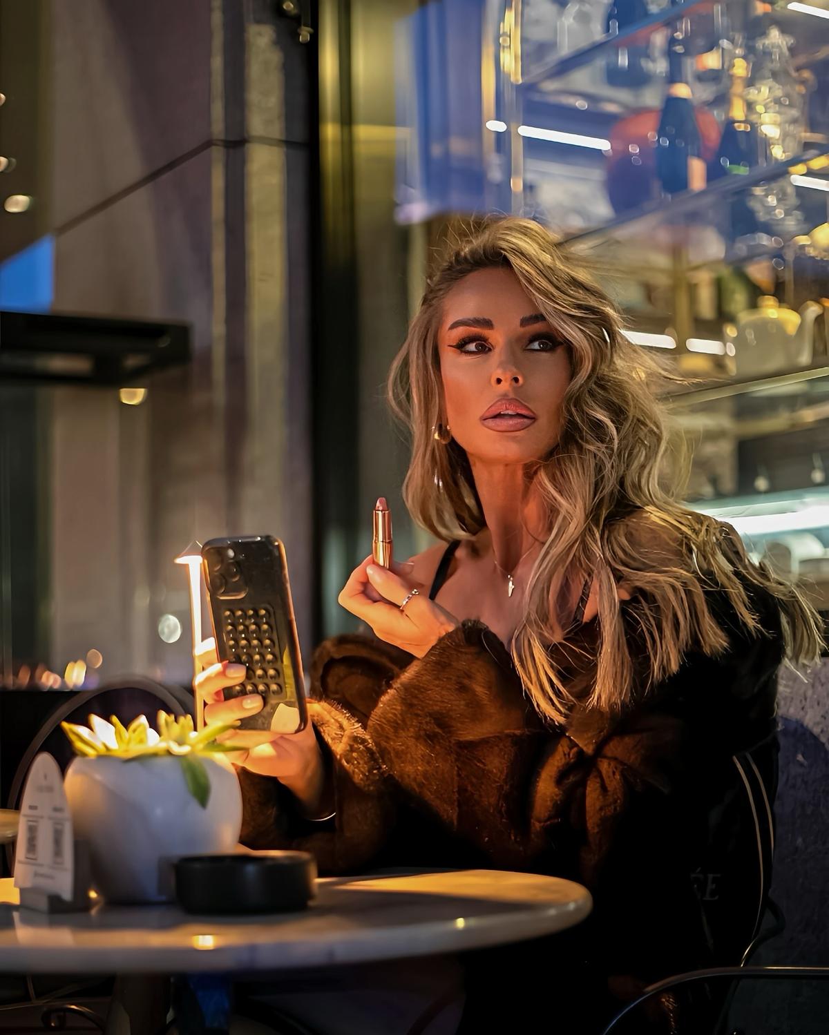 Diana Munteanu - martie 2025