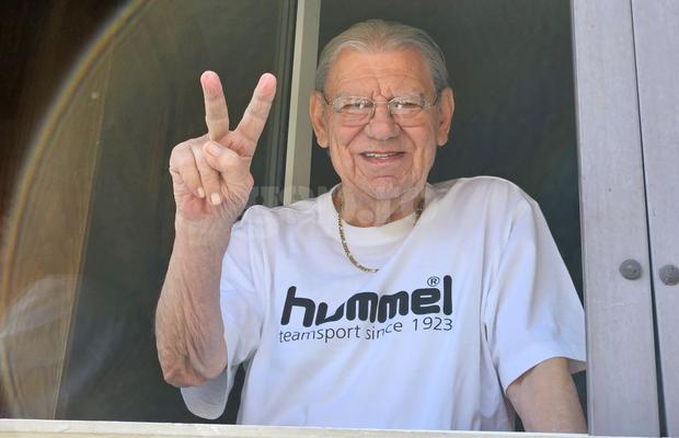 Tăiat de la renta viageră, Emeric Ienei a fost inclus pe lista indemnizațiilor de merit, alături de alte 5 nume noi » Cât primesc lunar de la stat foștii mari sportivi