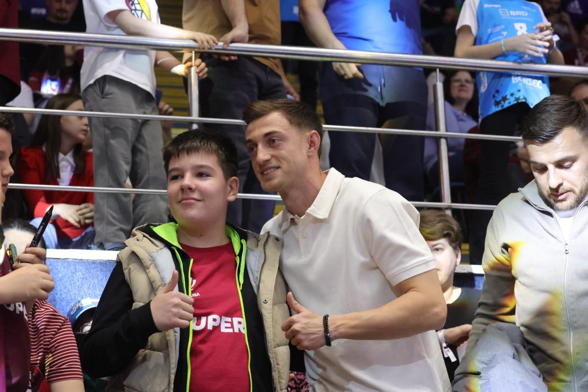 Calificare ca rezolvată! 10 goluri diferență în turul Rapid - CSM București, derby-ul 100% românesc pentru sferturile Ligii Campionilor