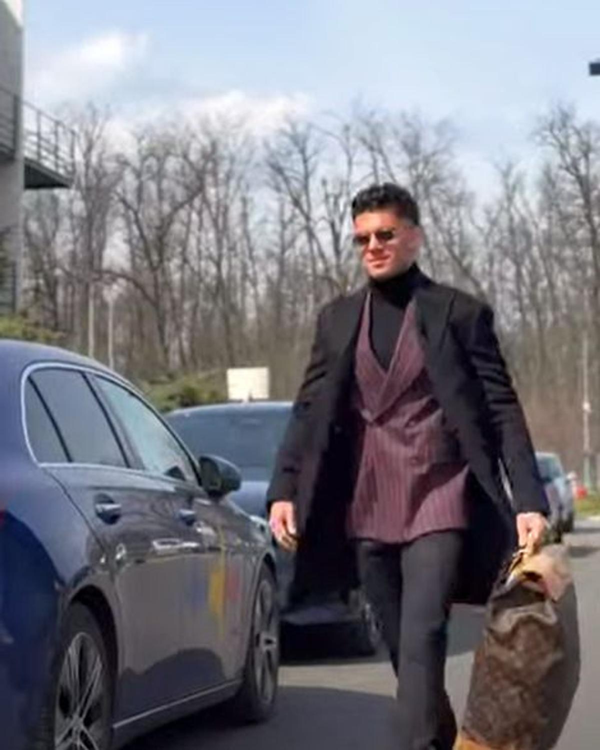 Ianis Hagi a „rupt moda” la Mogoșoaia » Primii fotbaliști sosiți sub comanda lui Lucescu