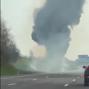 Autocar cu fani de la Manchester City, cuprins de flăcări // FOTO: X