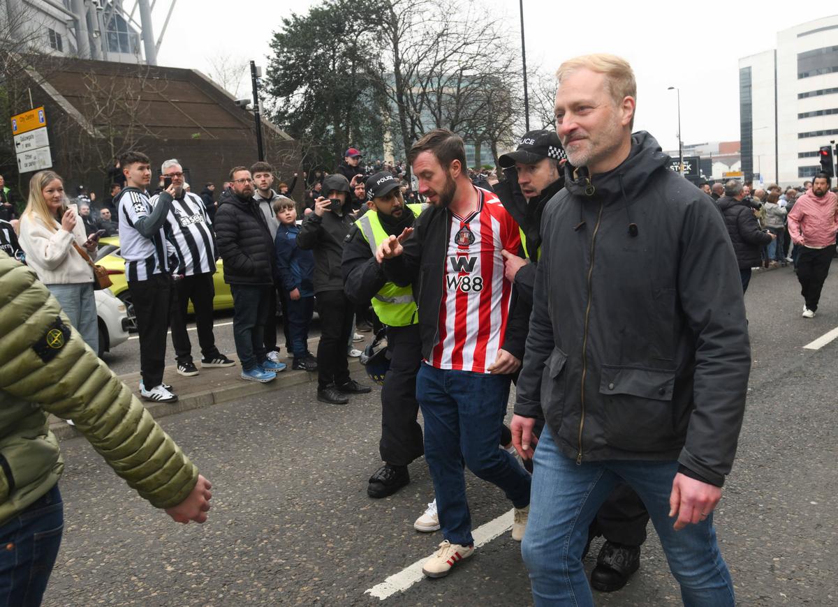 Confruntări înainte de Newcastle - Sunderland » Medicii au resuscitat o persoană