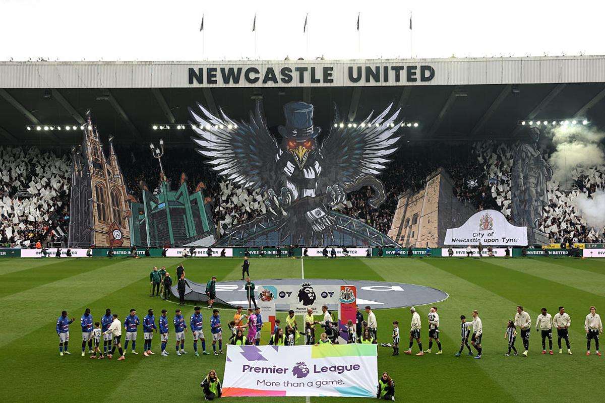Newcastle - Sunderland, cu scenografie demnă de „Tyne-Wear Derby”