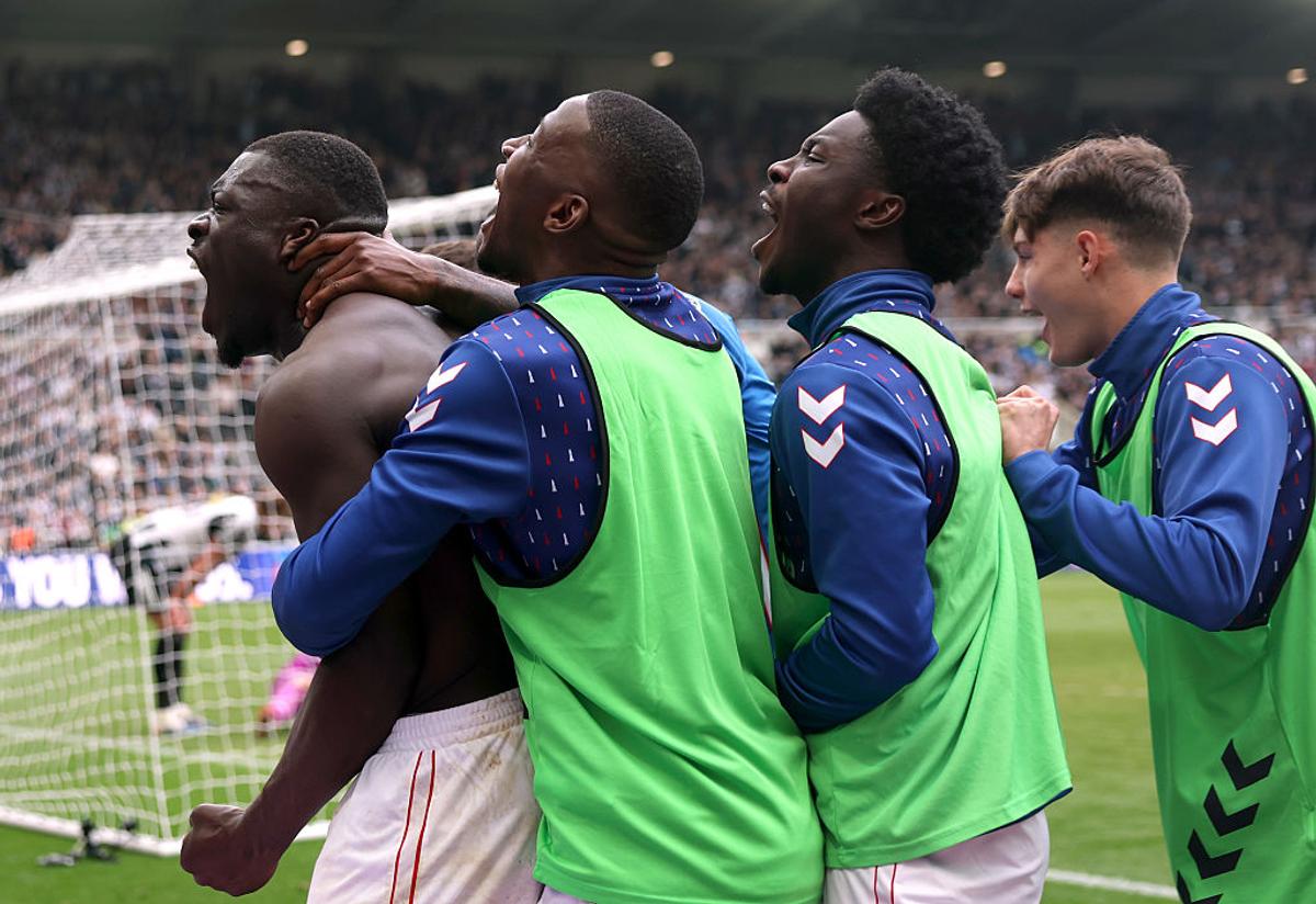 Newcastle - Sunderland, cu scenografie demnă de „Tyne-Wear Derby”