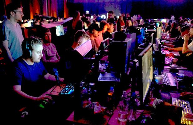 Ponturile zilei din eSports » Patru predicții din Counter-Strike și DOTA2