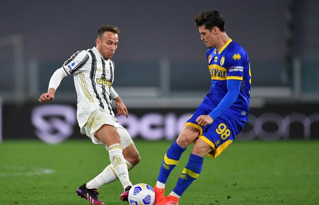 Dennis Man, „cuminte” în Juventus - Parma » Ce note le-a acordat presa din Italia celor doi români