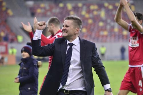 Dusan Uhrin