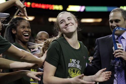 Poveste cu Sabrina Ionescu, devenită virală pe internet
