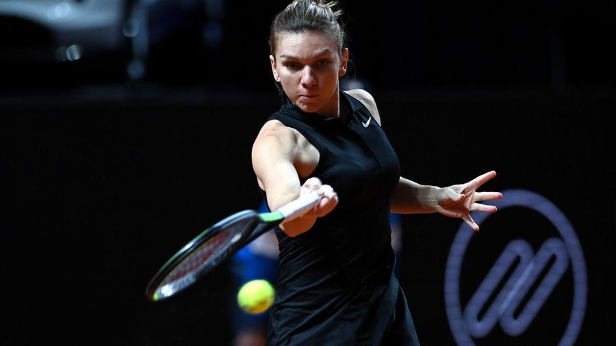 Simona Halep a învins-o pe Marketa Vondrousova, scor 6-1, 6-3. Simona limpede!