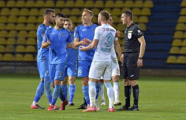 Ilie Poenaru nu și-a menajat jucătorii după Clinceni - FCSB: „Au fost greșeli personale și lipsă de atitudine”