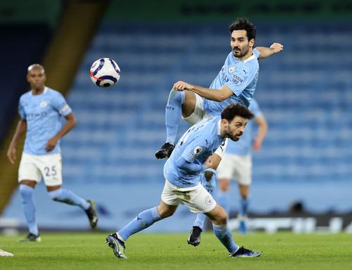 Ilkay Gundogan (30 de ani), mijlocașul lui Manchester City, acuză UEFA de ipocrizie, după disputa cu inițiatorii proiectului Super Ligii Europei.
