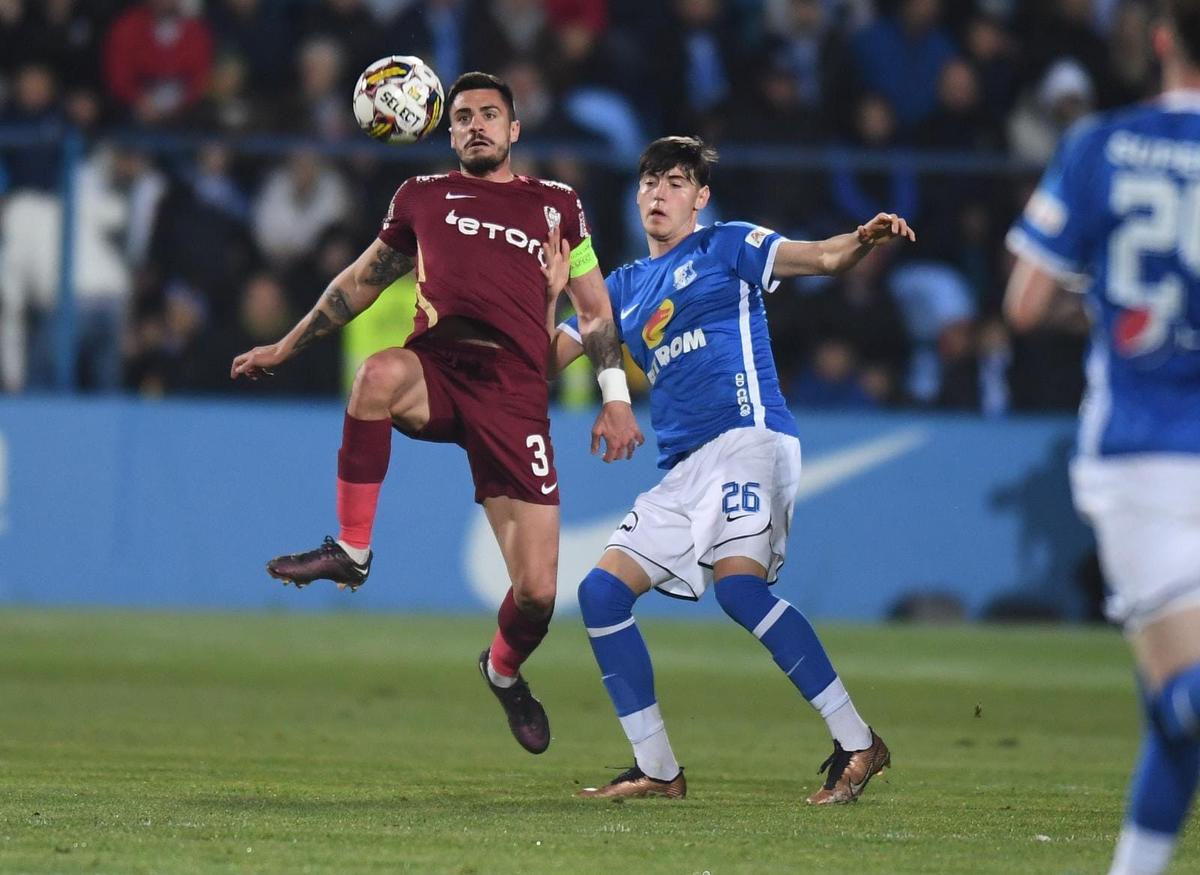 Momente încinse în Farul - CFR Cluj: încăierare generală după un conflict Nedelcu - Burcă!