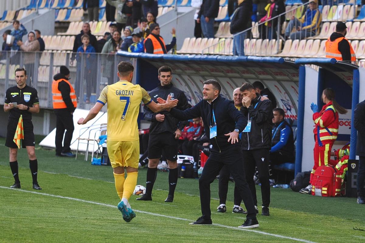 Sergiu Hanca, despre poza-eveniment descoperită de GSP: „De-asta e frumos fotbalul! Copil de mingi, acum câștigă titlul cu FCSB. Bravo lui!”
