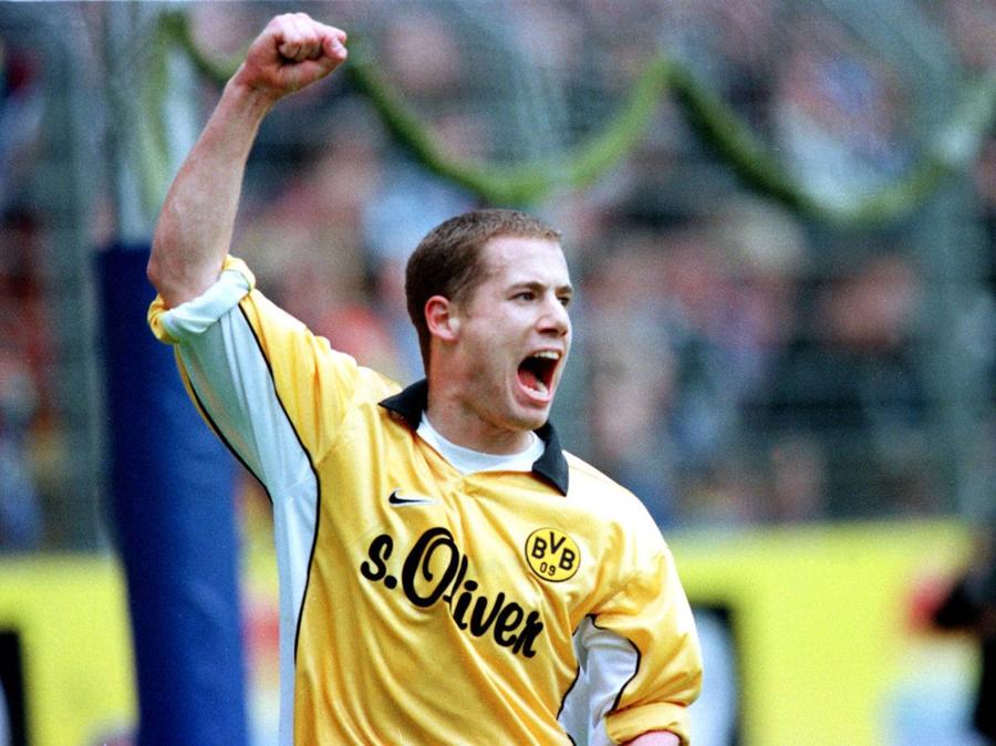 Lars Ricken în 1999. Foto: Imago Images Un fost jucător cu 300 de meciuri la Borussia Dortmund va deveni noul director sportiv general