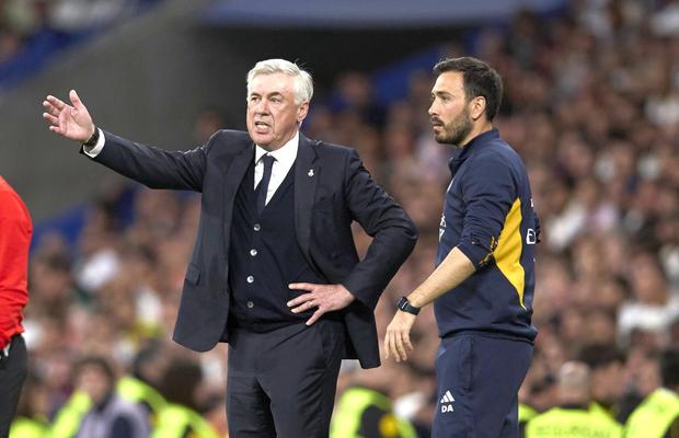 Ancelotti i-a răspuns lui Xavi: „E liber să spună ce vrea, dar...”