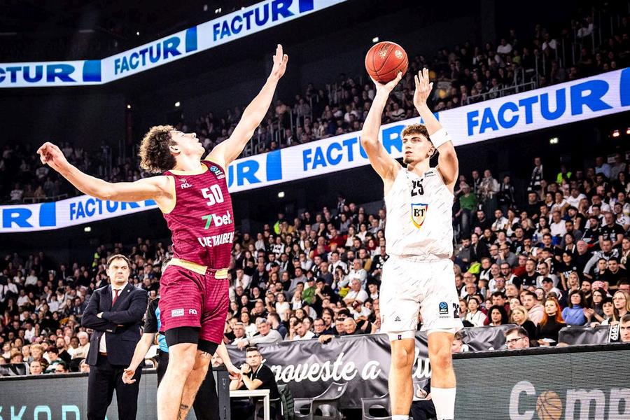 Mihai Măciucă/Foto: euroleaguebasketball.net Un lider de la U-BT Cluj-Napoca a analizat pentru GSP acest sezon și a dezvăluit povestea sa: „Suntem pe drumul cel bun”