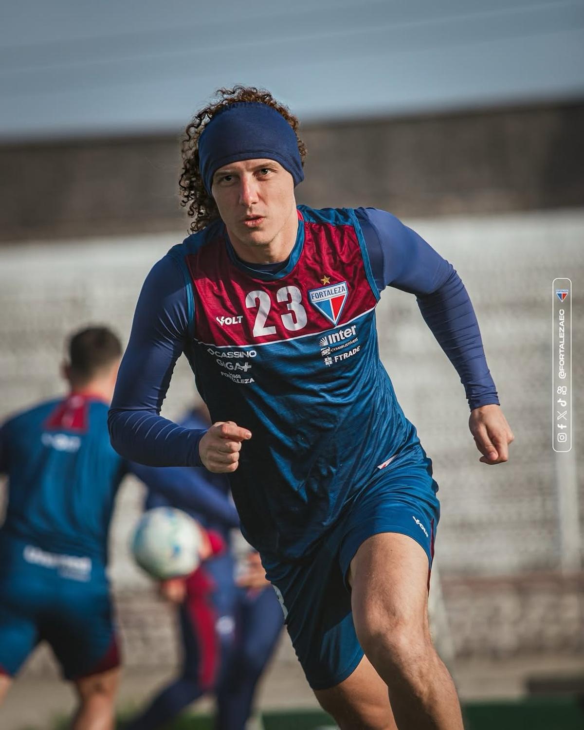 Fostul star de la Chelsea și Arsenal, de nerecunoscut » A ajuns viral în țara natală